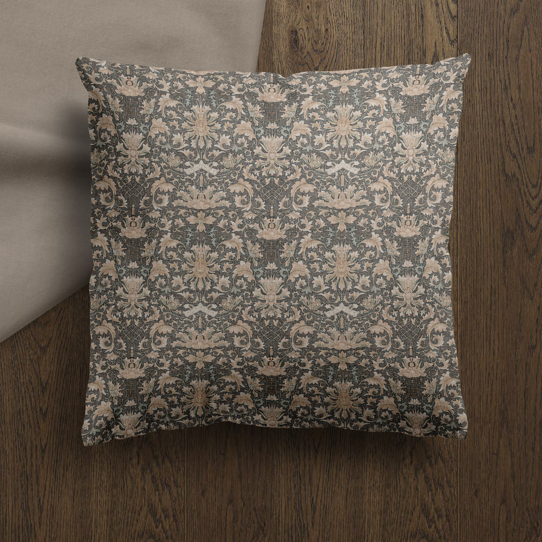 Soraya | Damask Vintage Pillow Cover