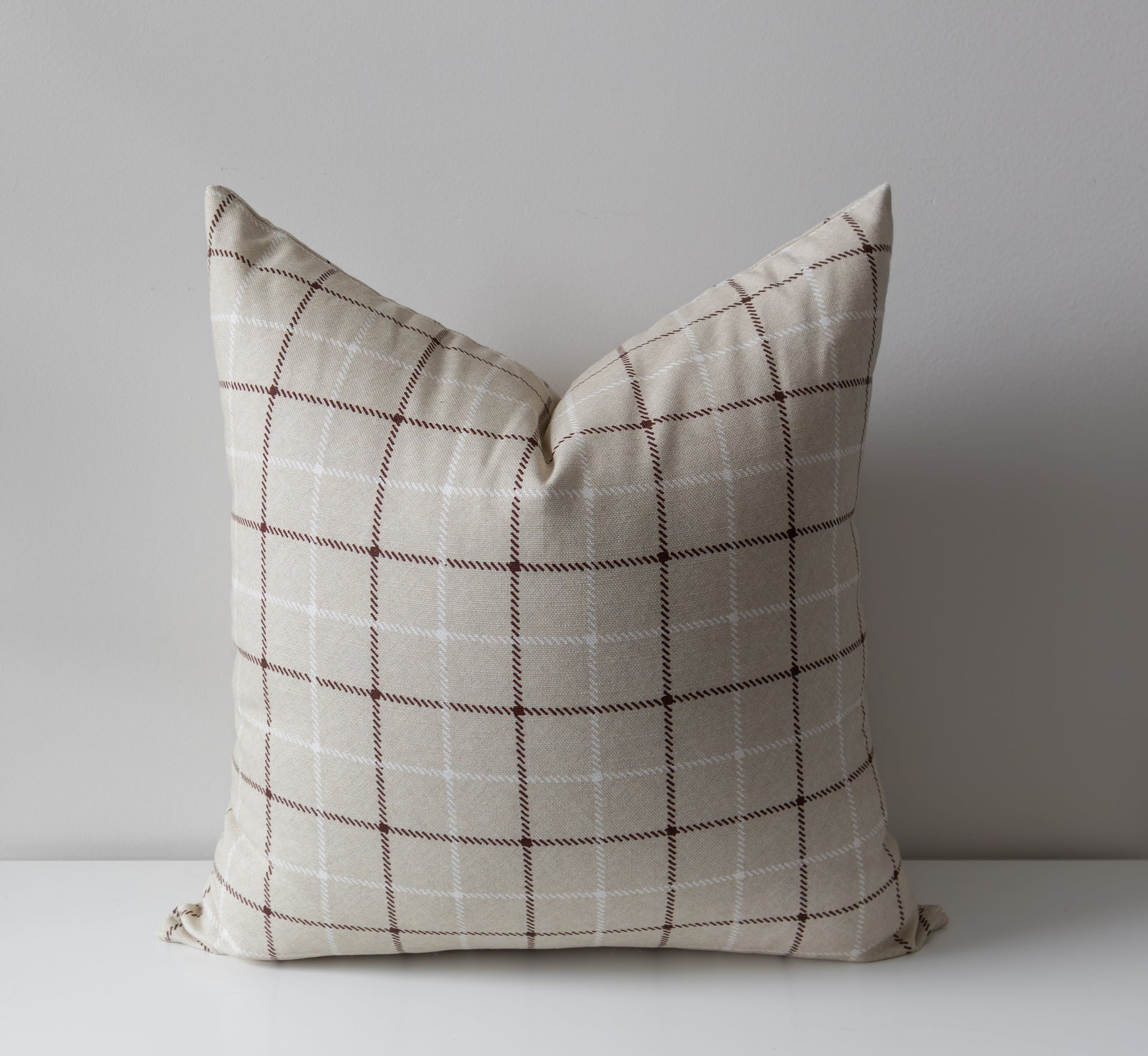 Niall | Neutral Interlock Geo Pillow Cover